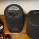 Detalle de las conexiones de los altavoces traseros inalámbricos Sony SA-RS5